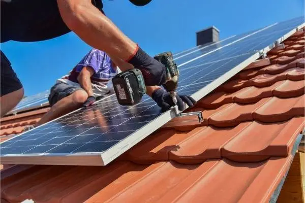 PV Anlage auf Ziegeldach Raum Imst PV Anlage auf Ziegeldach Raum Imst
